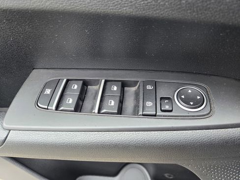 Certified 2023 Kia Forte LXS w/ LXS Technology Package image 26