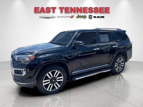 Used 2017 Toyota 4Runner Limited AWD/4WD image 7