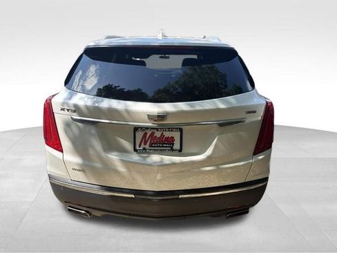Used 2019 Cadillac XT5 AWD image 6