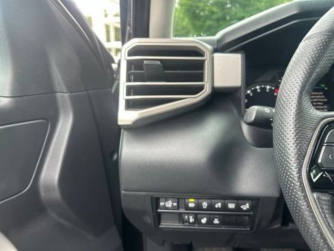 Used 2023 Toyota Tundra Limited AWD/4WD image 28