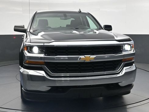 Used 2019 Chevrolet Silverado 1500 LT AWD/4WD image 9