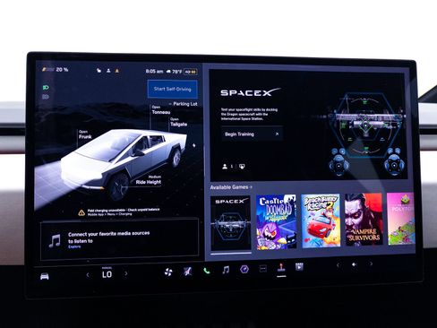 Used 2024 Tesla Cybertruck AWD Crew Cab image 24