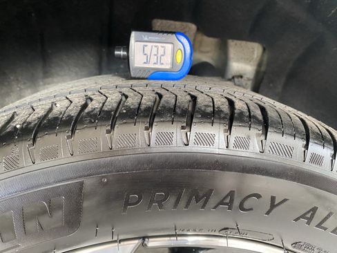 Certified 2022 Volkswagen ID.4 Pro RWD image 23