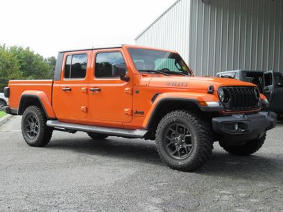 Used 2025 Jeep Gladiator Sport
