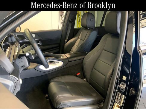 Used 2025 Mercedes-Benz GLE 350 4MATIC image 7