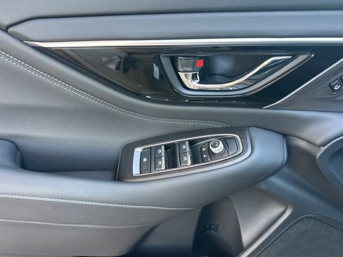 New 2025 Subaru Outback Limited image 10