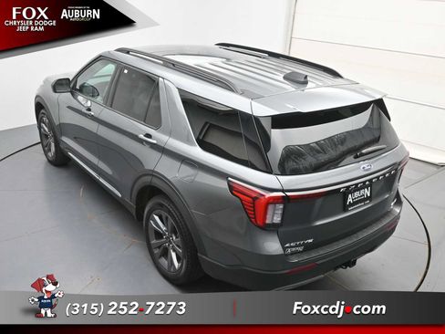 Used 2025 Ford Explorer Active w/ Active Comfort Package AWD/4WD image 34