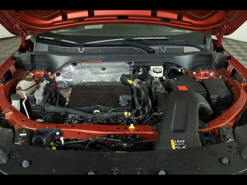 Used 2024 Chevrolet Trax LS w/ LS Convenience Package image 17