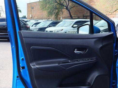 Used 2023 Nissan Versa SV image 36