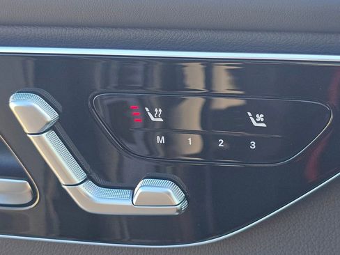 New 2026 Mercedes-Benz GLC 300 4MATIC image 7