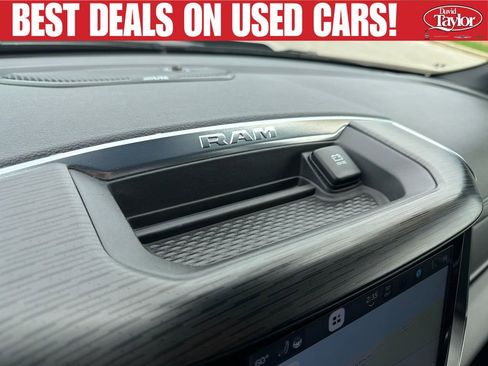 Used 2024 RAM 1500 Laramie AWD/4WD image 16