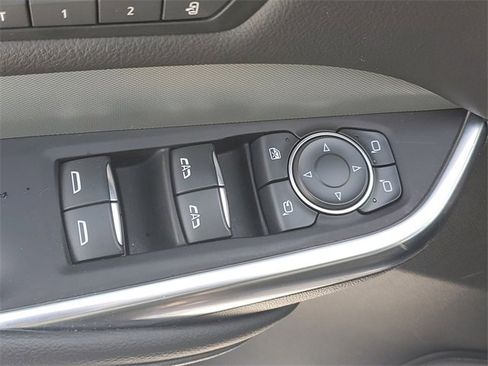 Certified 2023 Cadillac XT4 Premium Luxury w/ Cold Weather Package image 11