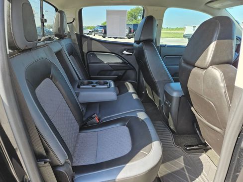 Used 2016 Chevrolet Colorado Z71 AWD/4WD image 29