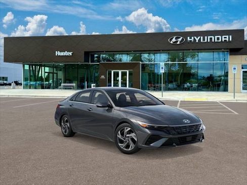 New 2026 Hyundai Elantra Limited FWD image 2