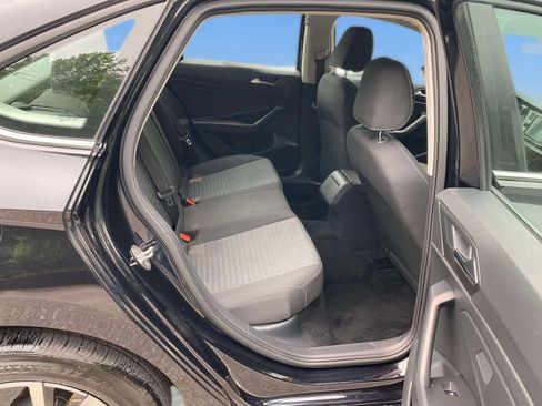 Certified 2024 Volkswagen Jetta S FWD image 25