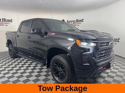 Used 2024 Chevrolet Silverado 1500 LT Trail Boss AWD/4WD image 6