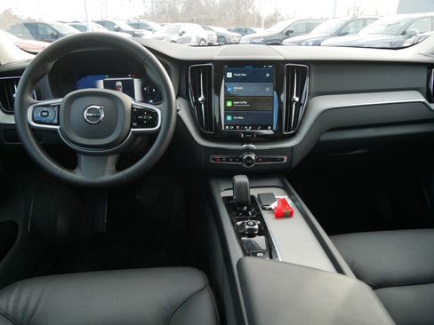 Certified 2025 Volvo XC60 B5 Plus image 12