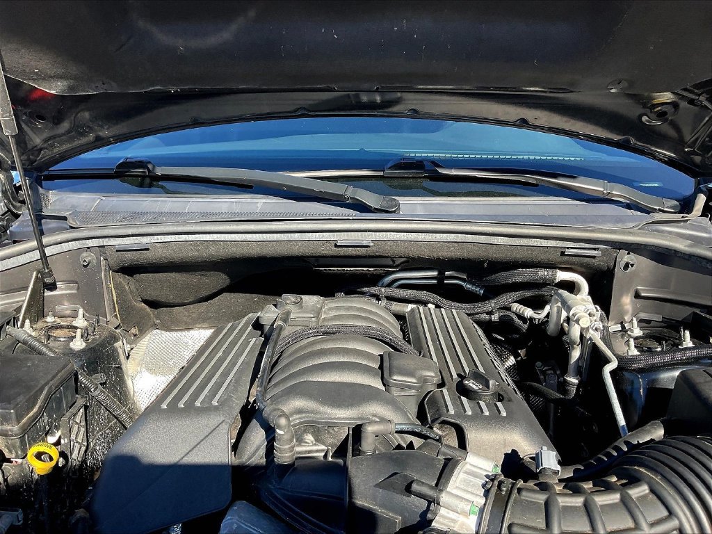 Used 2022 Dodge Durango SRT w/ Technology Group AWD/4WD image 32