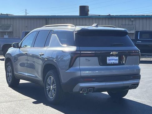 New 2026 Chevrolet Traverse LT image 5