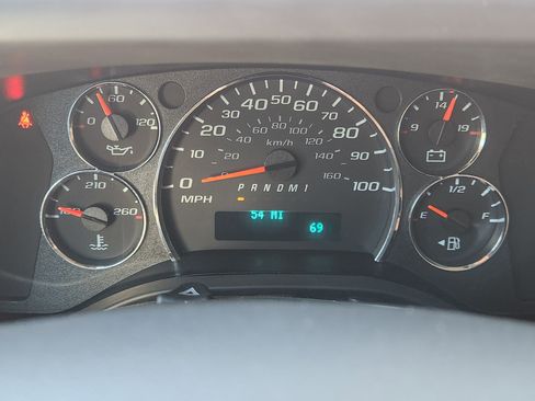 New 2025 Chevrolet Express 3500 w/ Power Convenience Package image 7