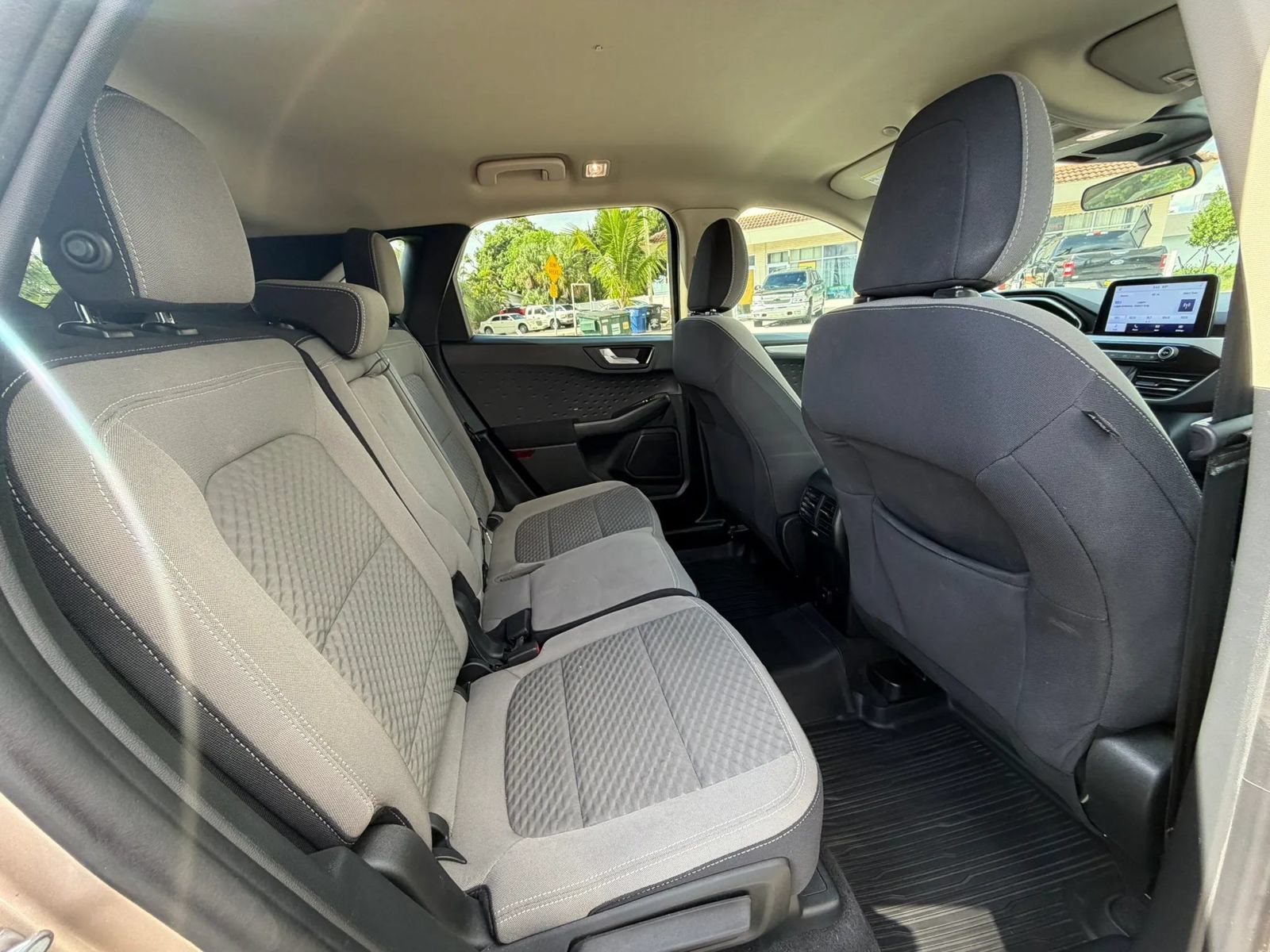 Used 2020 Ford Escape SE AWD/4WD image 30
