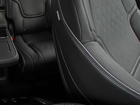 New 2026 INFINITI QX80 Autograph w/ Premium Cargo Package image 27