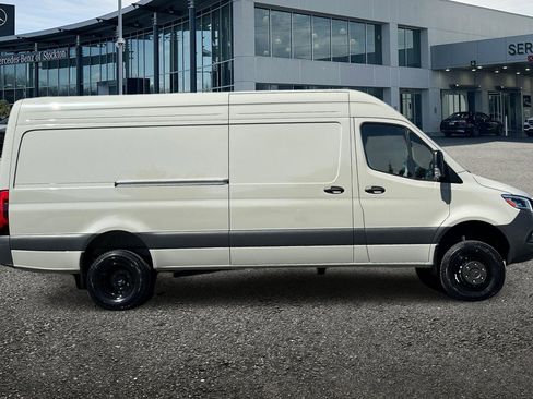 New 2025 Mercedes-Benz Sprinter 3500 image 3