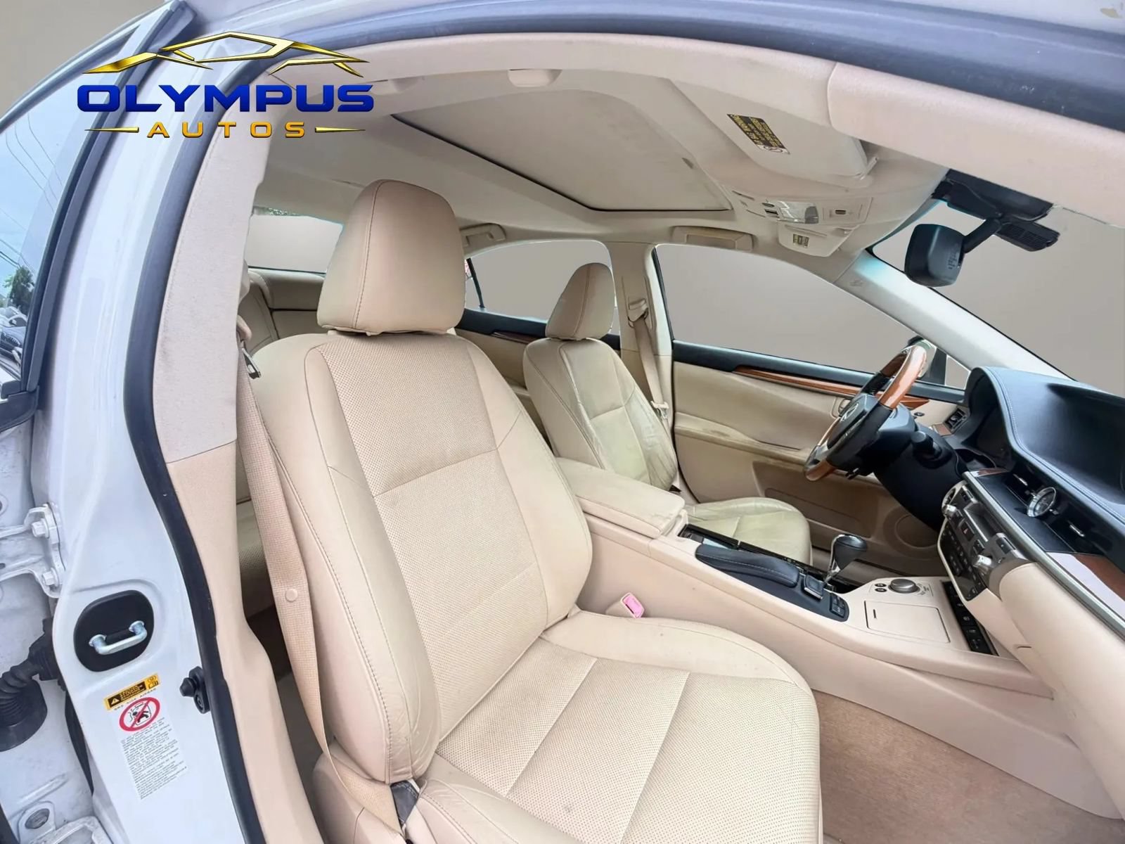 Used 2015 Lexus ES 300h w/ Navigation System Package FWD image 22