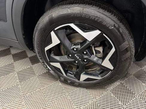 Certified 2025 Kia Seltos S AWD/4WD image 33