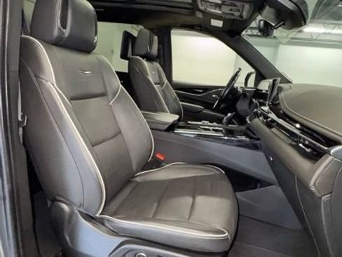 Used 2021 Cadillac Escalade ESV Sport w/ Driver Assist Tech Package AWD/4WD image 20