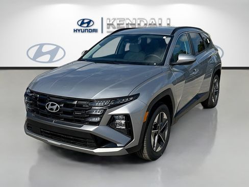 New 2026 Hyundai Tucson SEL image 3