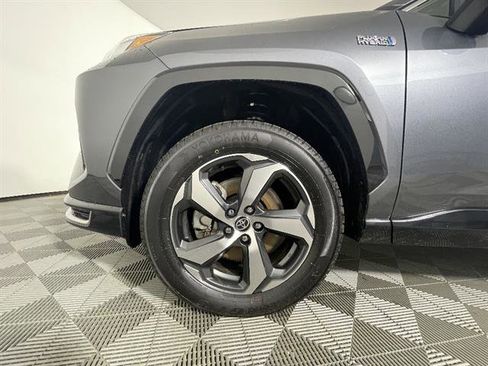 Certified 2022 Toyota RAV4 SE w/ Weather & Moonroof Package image 24