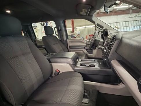 Used 2017 Ford F150 XL w/ Equipment Group 101A Mid AWD/4WD image 17