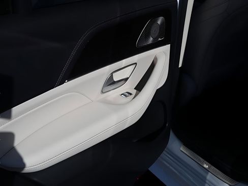 New 2026 Mercedes-Benz GLE 350 4MATIC image 21