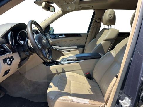 Used 2013 Mercedes-Benz GL 450 4MATIC image 27