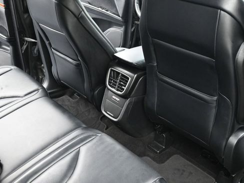 Used 2019 Lincoln Nautilus Reserve AWD/4WD image 11