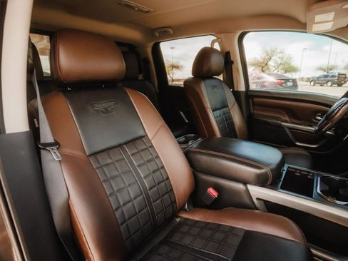 Used 2016 Nissan Titan Platinum Reserve image 40