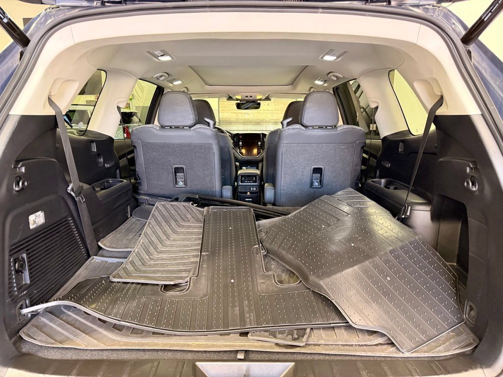 Used 2024 Subaru Ascent Onyx Edition w/ Popular Package Onyx AWD/4WD image 23