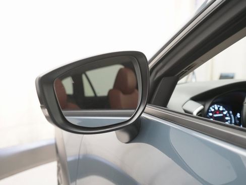 Used 2023 MAZDA CX-50 Meridian Edition w/ Apex Package image 25