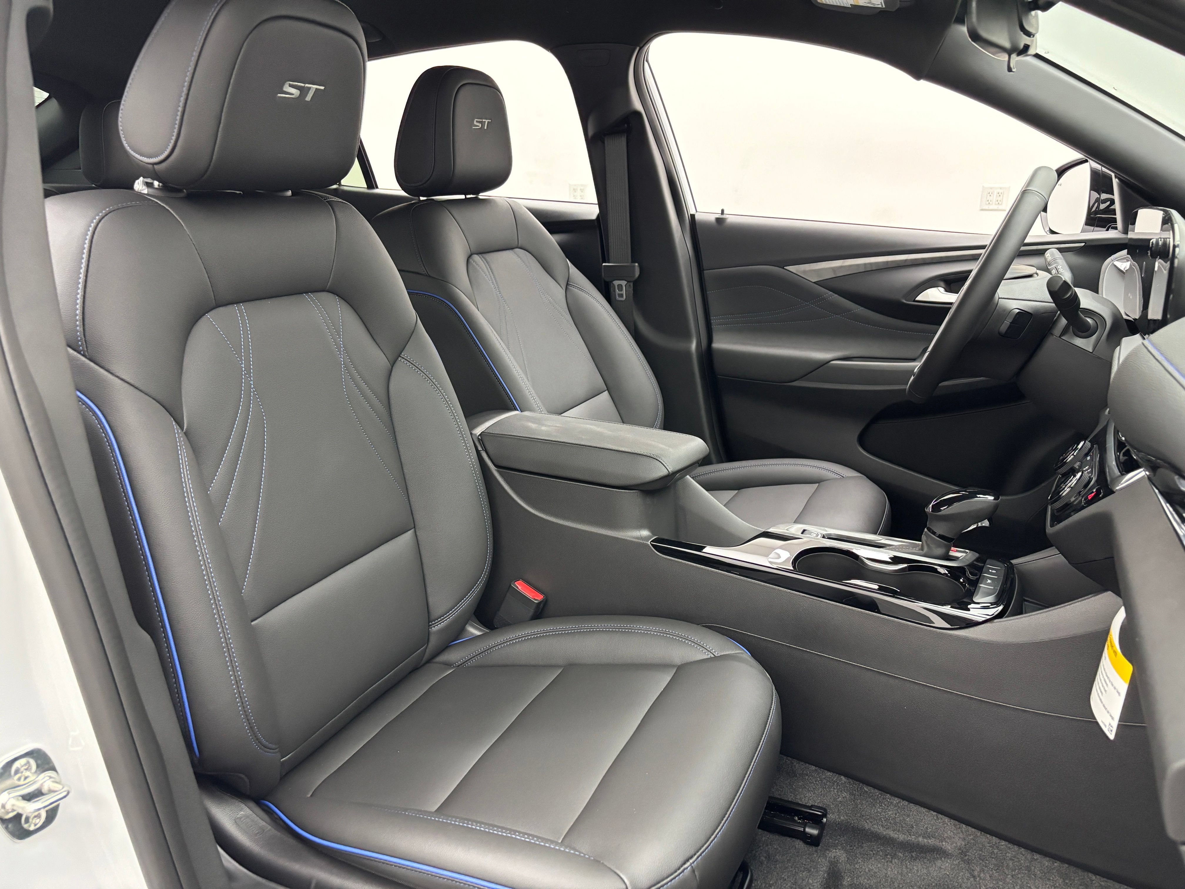 New 2026 Buick Envista Sport Touring w/ Convenience I Package FWD image 30