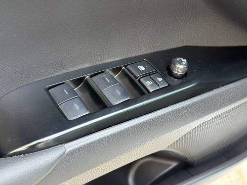 Used 2025 Toyota Camry LE w/ Convenience Package FWD image 26