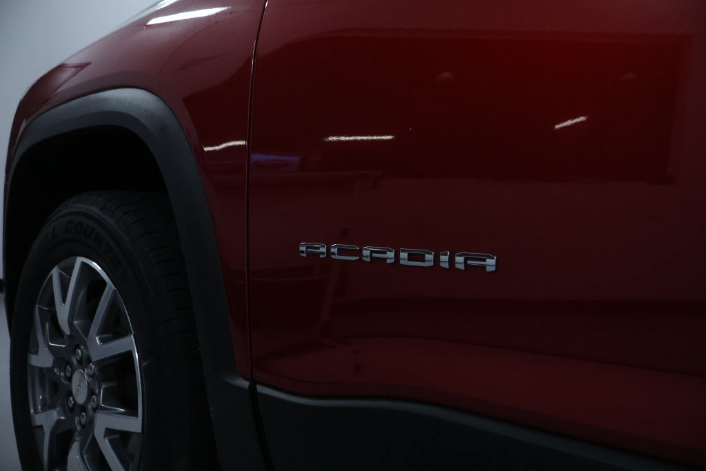 Used 2023 GMC Acadia SLT AWD/4WD image 10