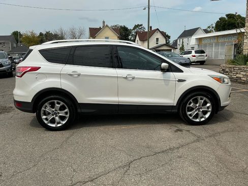 Used 2014 Ford Escape Titanium FWD image 3