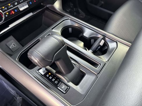 Used 2025 Ford F150 Lariat w/ Equipment Group 501A Mid image 27