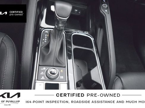 Used 2024 Kia Telluride EX w/ EX Captain's Chair Package image 25
