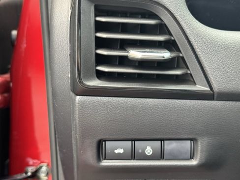 New 2026 Nissan Sentra SV w/ SV Convenience Package FWD image 18