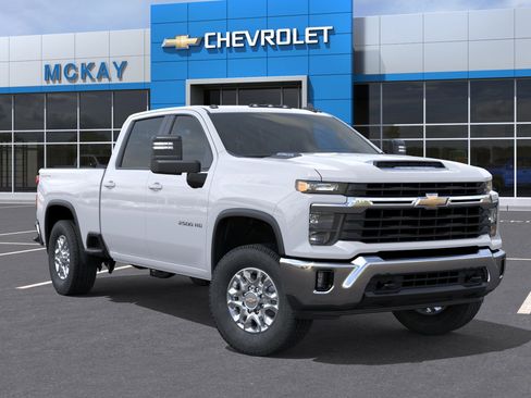 New 2026 Chevrolet Silverado 2500 LT image 7