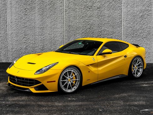 Used 2014 Ferrari F12 Berlinetta RWD image 1