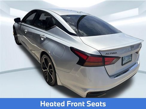 Used 2023 Nissan Altima 2.5 SR w/ SR Premium Package FWD image 9