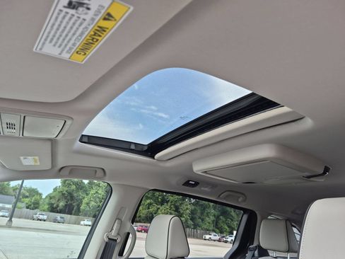 Used 2025 Honda Odyssey Elite image 19